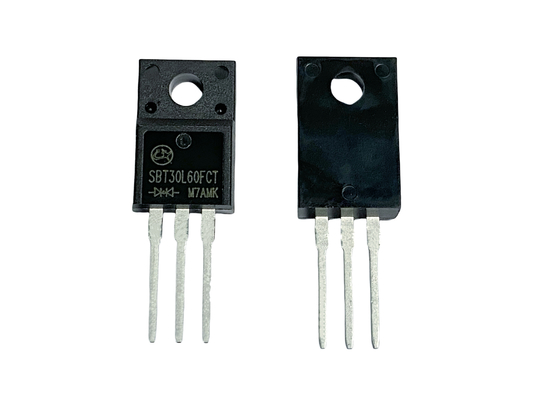 30A60V SBT30L60FCT Rohs Compliant Low VF Schottky Diodes dla zarządzania energią